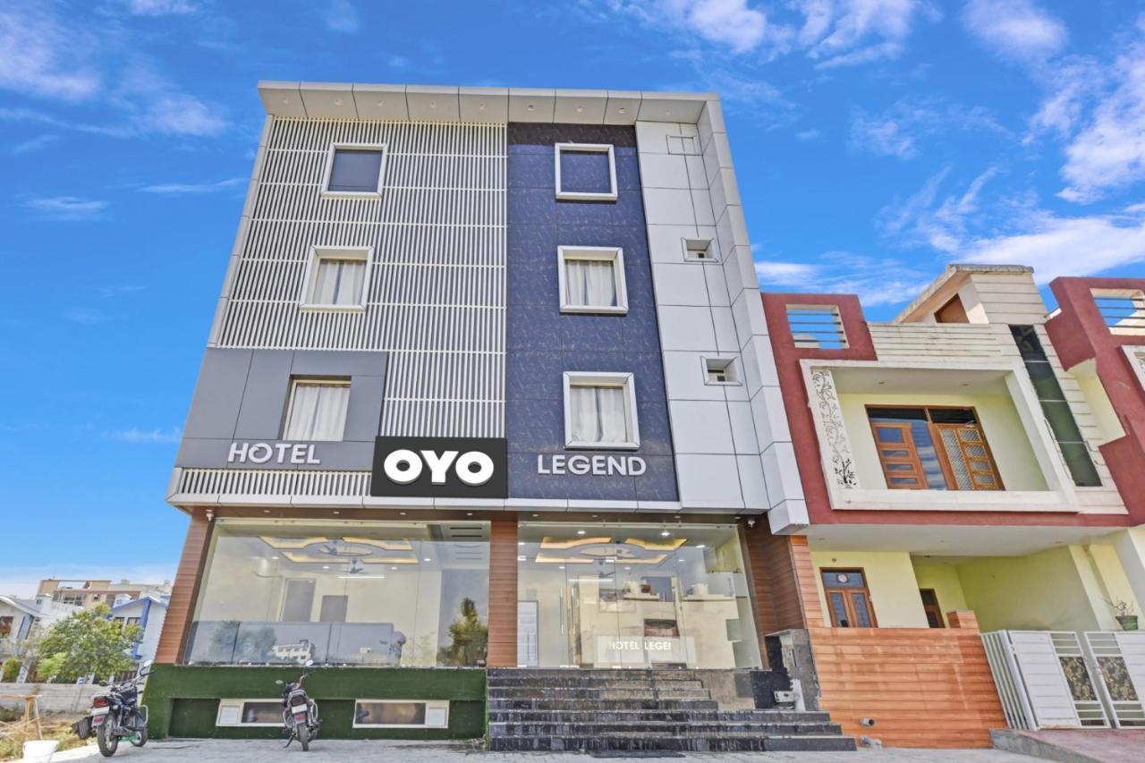 Hotel Super Oyo Collection O Legend 3*